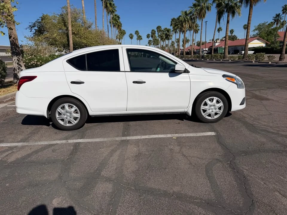 2016 Nissan Versa - Image 2 of 11