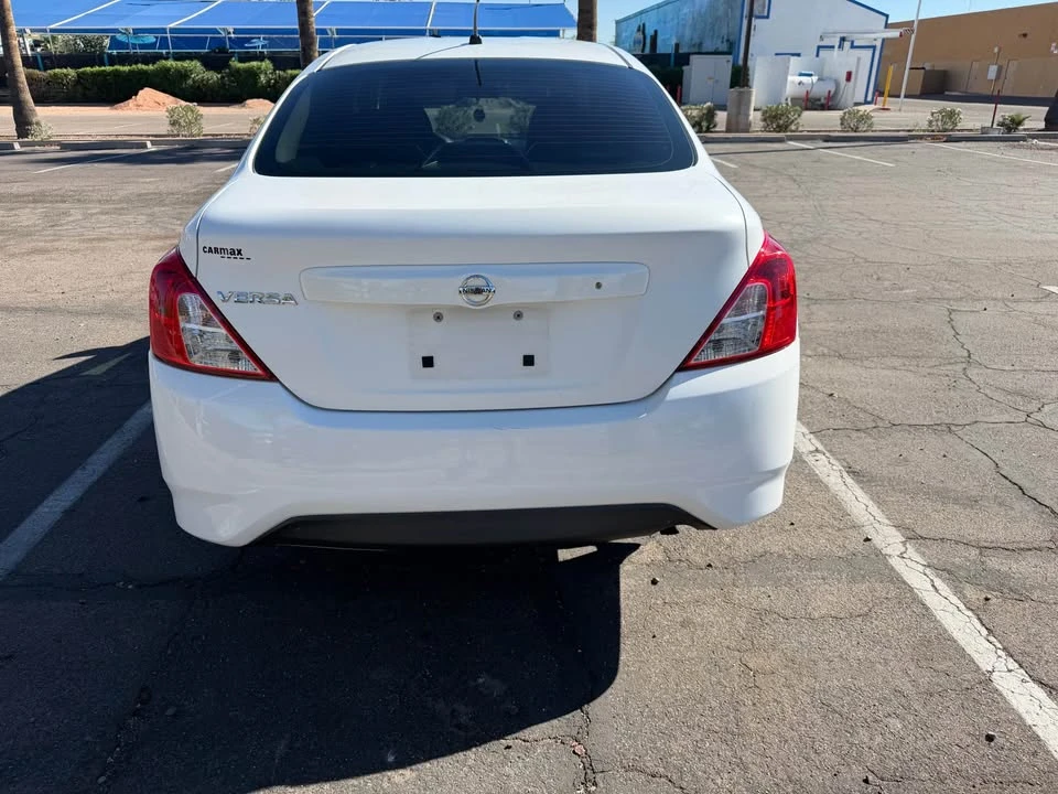 2016 Nissan Versa - Image 6 of 11