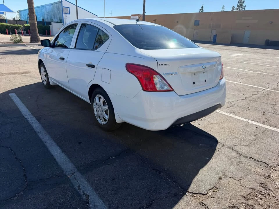 2016 Nissan Versa - Image 7 of 11