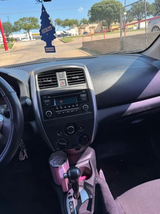 2016 Nissan Versa - Image 13 of 20