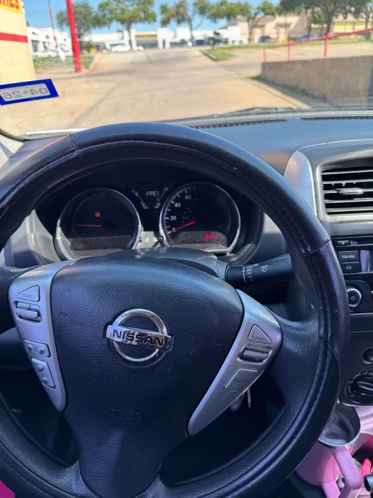 2016 Nissan Versa - Image 12 of 20