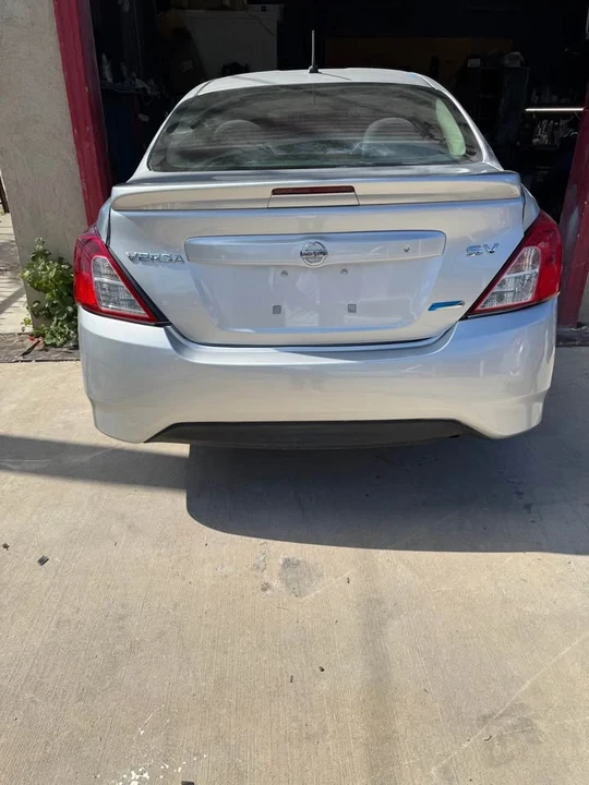 2016 Nissan Versa - Image 3 of 20