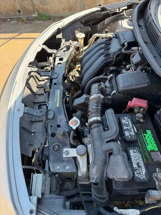 2016 Nissan Versa - Image 15 of 20