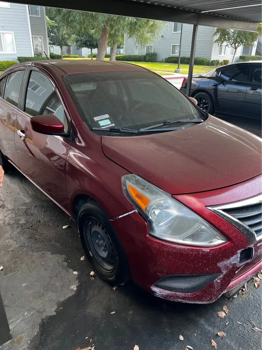 2016 Nissan Versa - Image 8 of 10