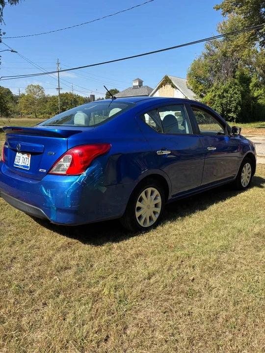 2016 Nissan Versa - Image 5 of 6