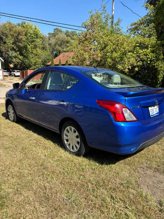 2016 Nissan Versa - Image 4 of 6