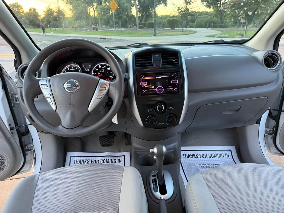 2016 Nissan Versa - Image 12 of 14