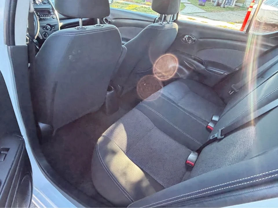 2016 Nissan Versa - Image 14 of 16