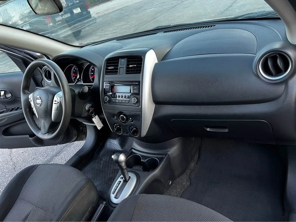 2016 Nissan Versa - Image 9 of 14