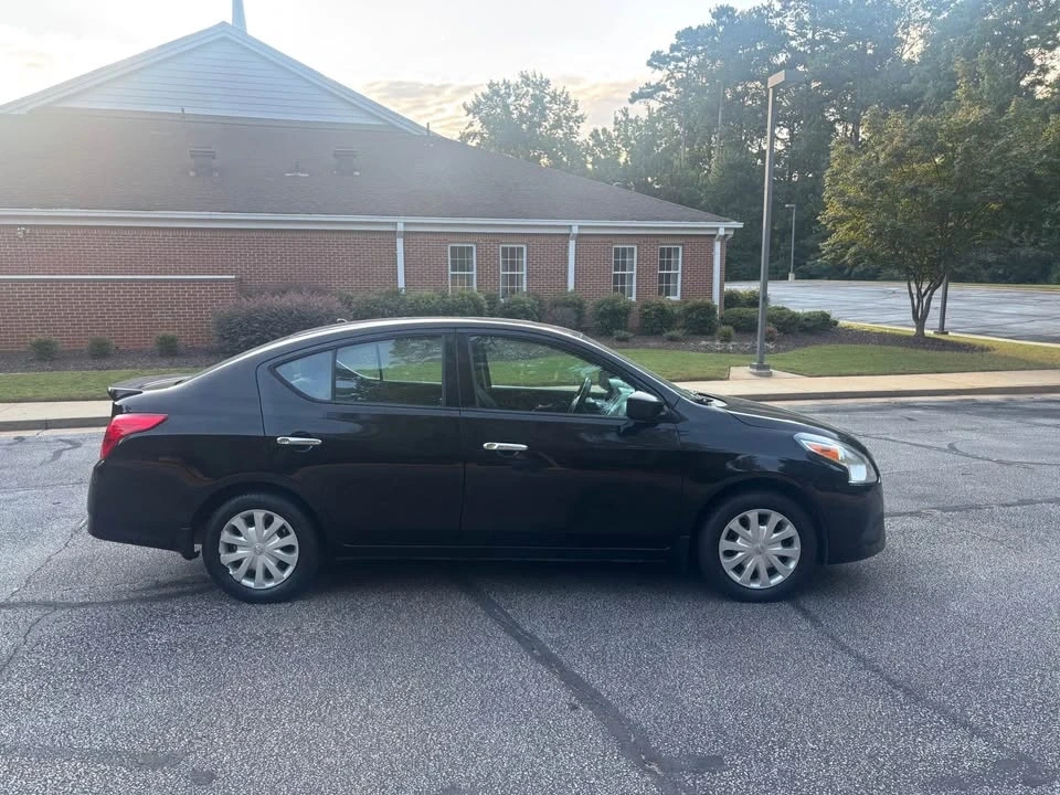 2016 Nissan Versa - Image 2 of 13