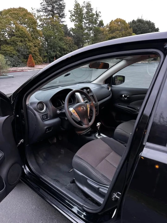 2016 Nissan Versa - Image 6 of 14