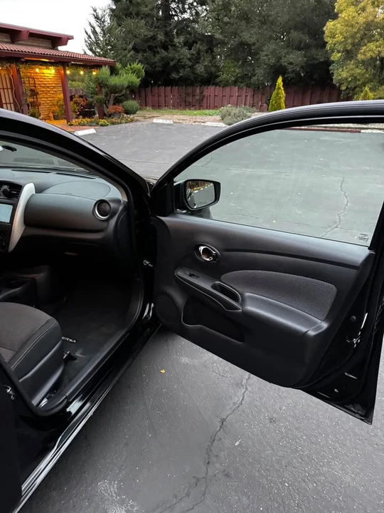 2016 Nissan Versa - Image 13 of 14