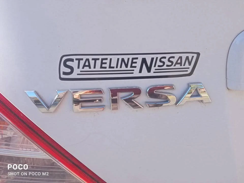 2016 Nissan Versa - Image 5 of 8