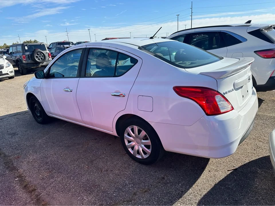 2016 Nissan Versa - Image 3 of 10