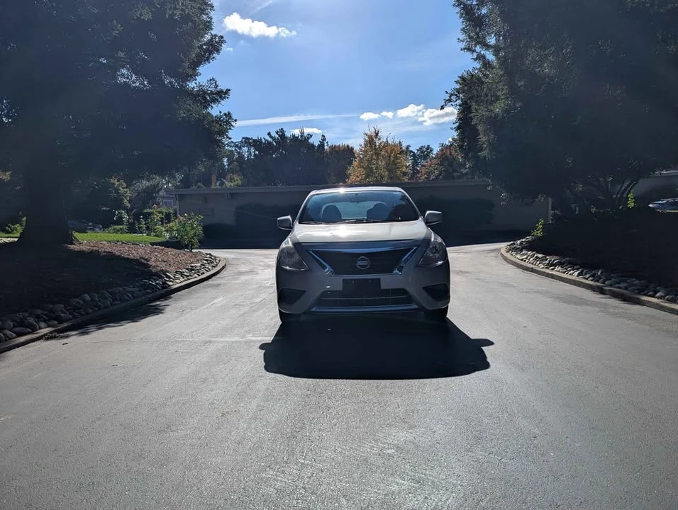 2016 Nissan Versa - Image 3 of 13