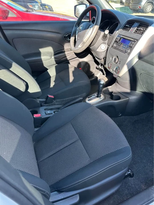 2016 Nissan Versa - Image 7 of 10