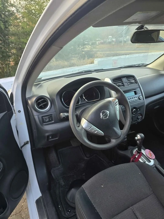 2016 Nissan Versa - Image 5 of 13