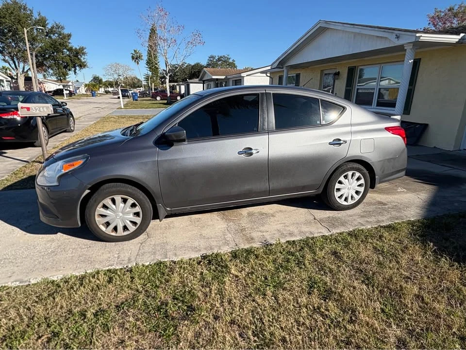 2016 Nissan Versa - Image 2 of 18