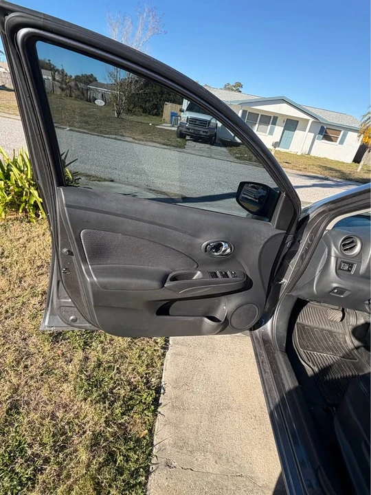 2016 Nissan Versa - Image 12 of 18