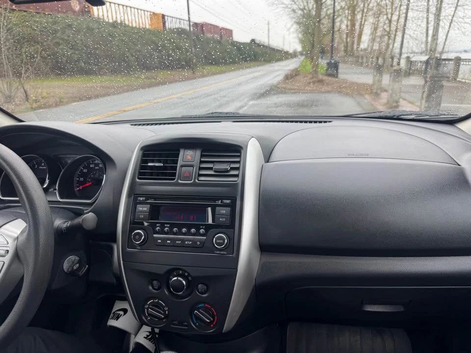 2016 Nissan Versa - Image 7 of 19