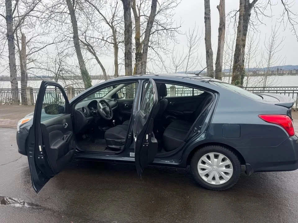 2016 Nissan Versa - Image 4 of 19