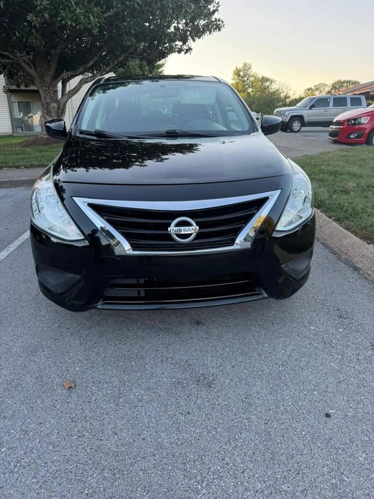 2016 Nissan Versa - Image 3 of 8