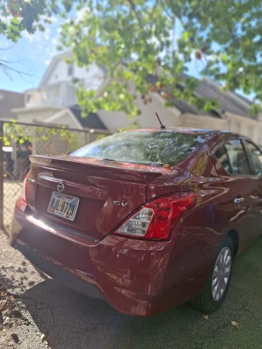 2016 Nissan Versa - Image 2 of 5
