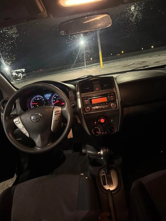 2016 Nissan Versa - Image 6 of 7