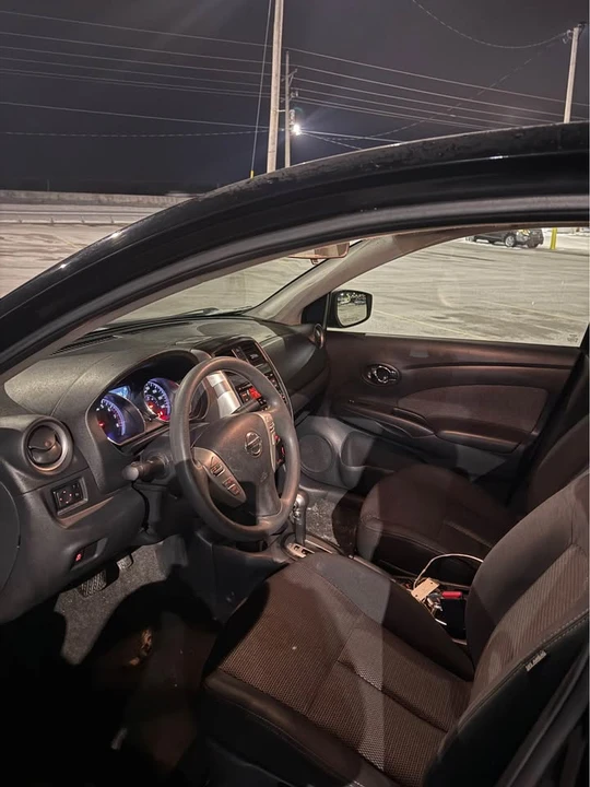 2016 Nissan Versa - Image 4 of 7