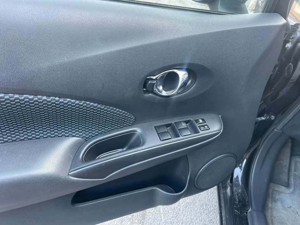 2016 Nissan Versa - Image 11 of 18