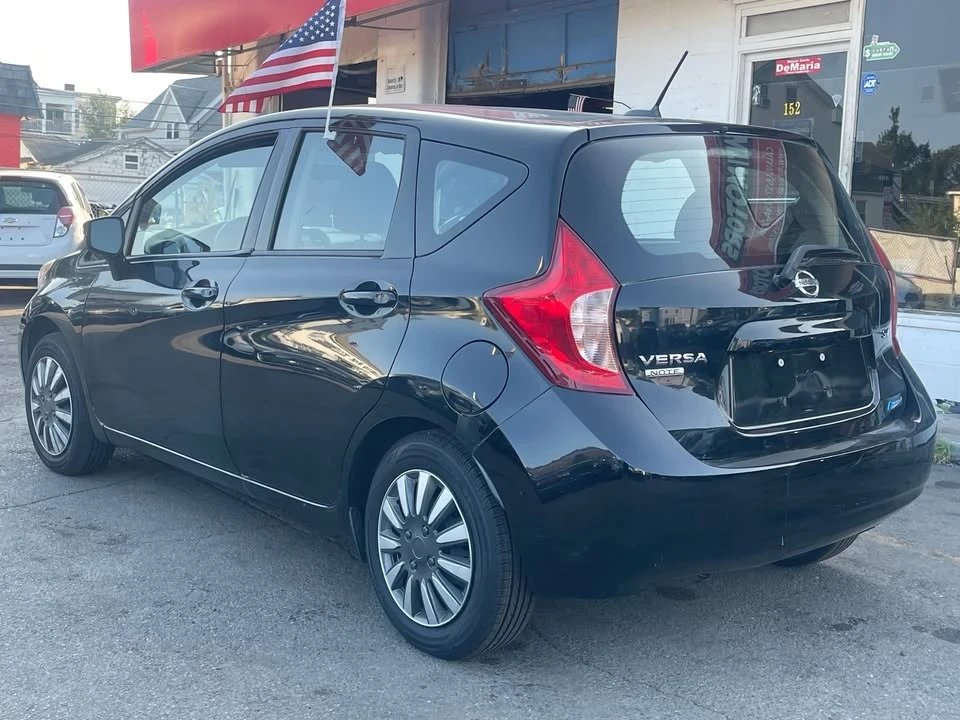 2016 Nissan Versa - Image 6 of 18