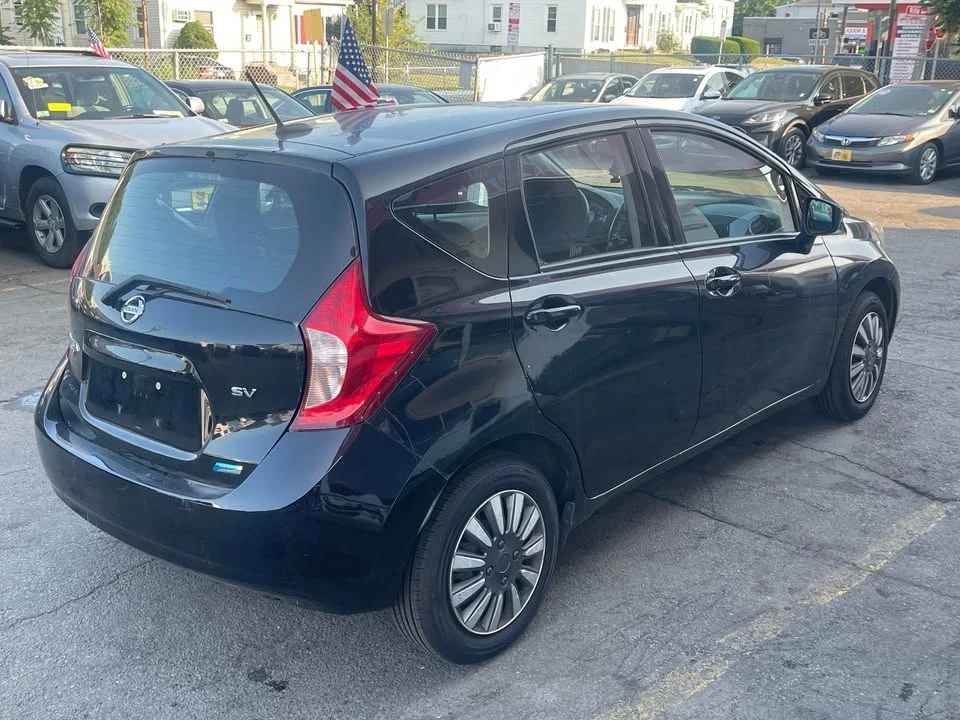 2016 Nissan Versa - Image 4 of 18