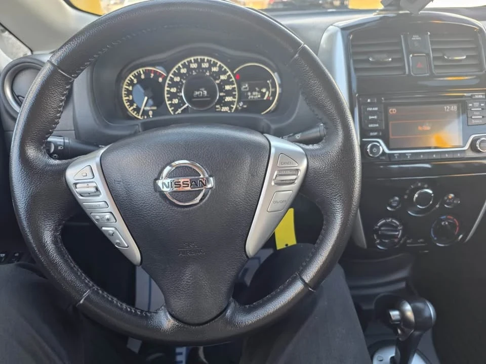 2016 Nissan Versa - Image 13 of 17