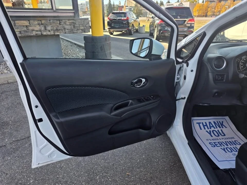 2016 Nissan Versa - Image 11 of 17