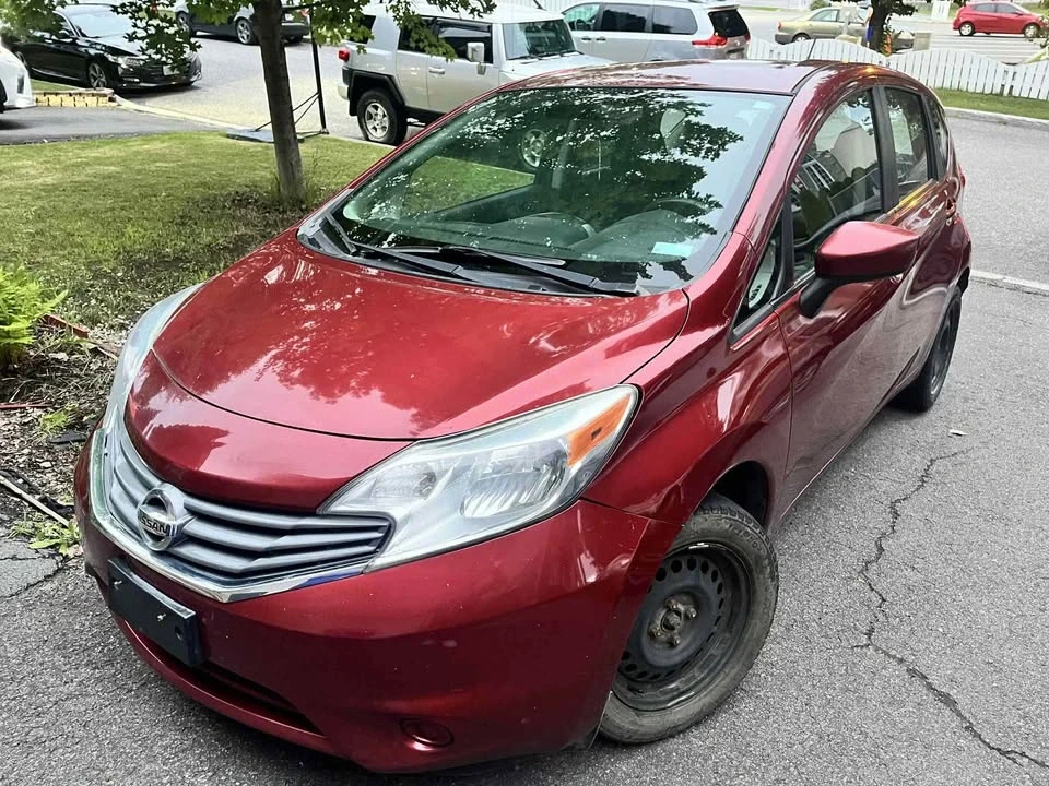 2016 Nissan Versa - Image 2 of 5