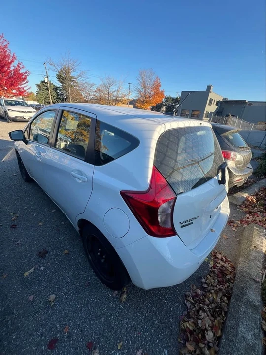 2016 Nissan Versa - Image 4 of 20