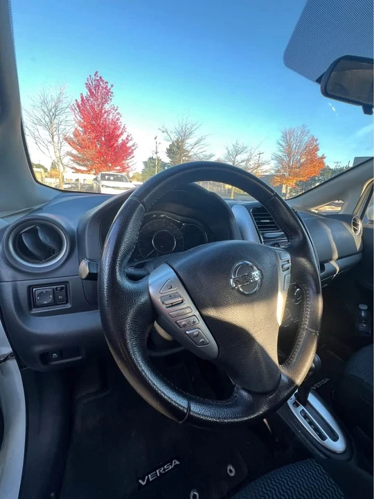 2016 Nissan Versa - Image 9 of 20