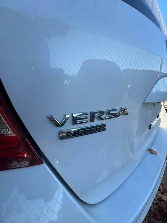 2016 Nissan Versa - Image 5 of 20
