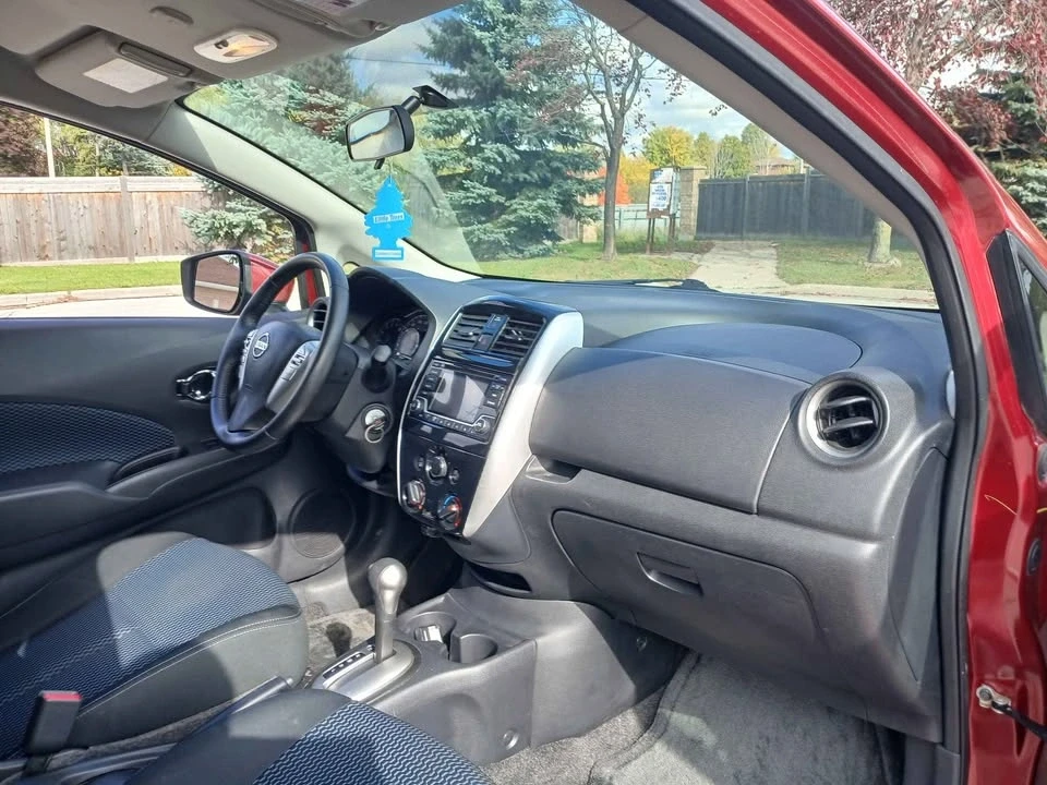 2016 Nissan Versa - Image 14 of 18