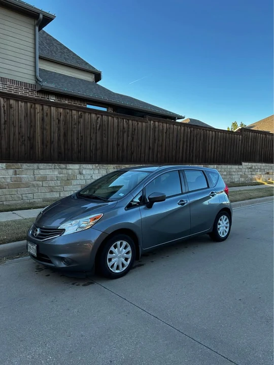2016 Nissan Versa - Image 2 of 6
