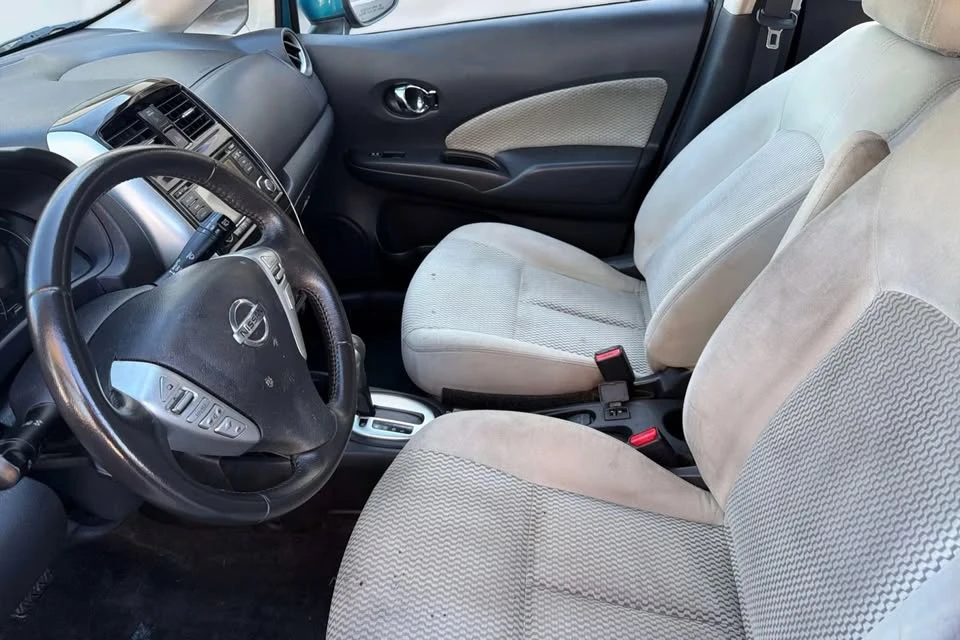 2016 Nissan Versa - Image 10 of 20
