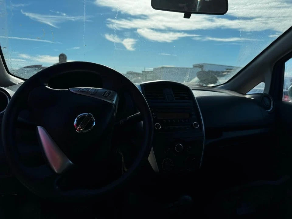 2016 Nissan Versa - Image 5 of 5