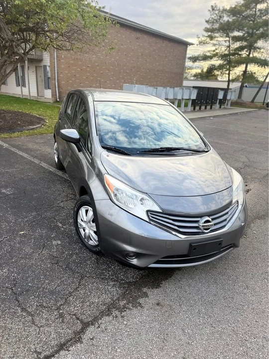2016 Nissan Versa - Image 5 of 8