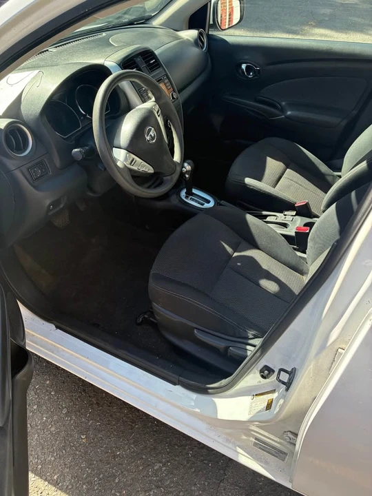 2016 Nissan Versa - Image 3 of 5