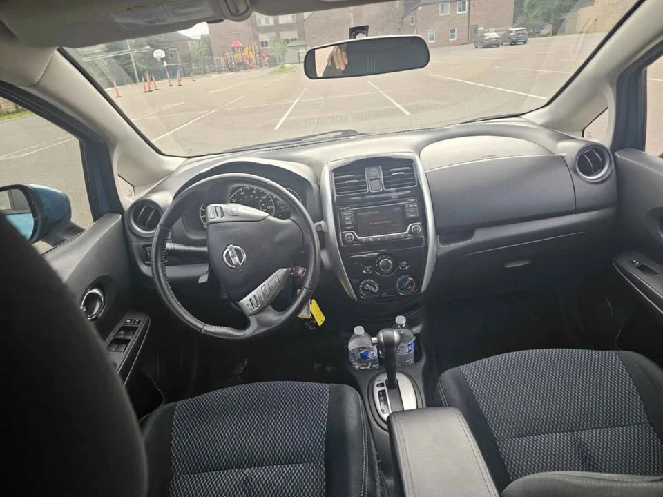 2016 Nissan Versa - Image 9 of 14