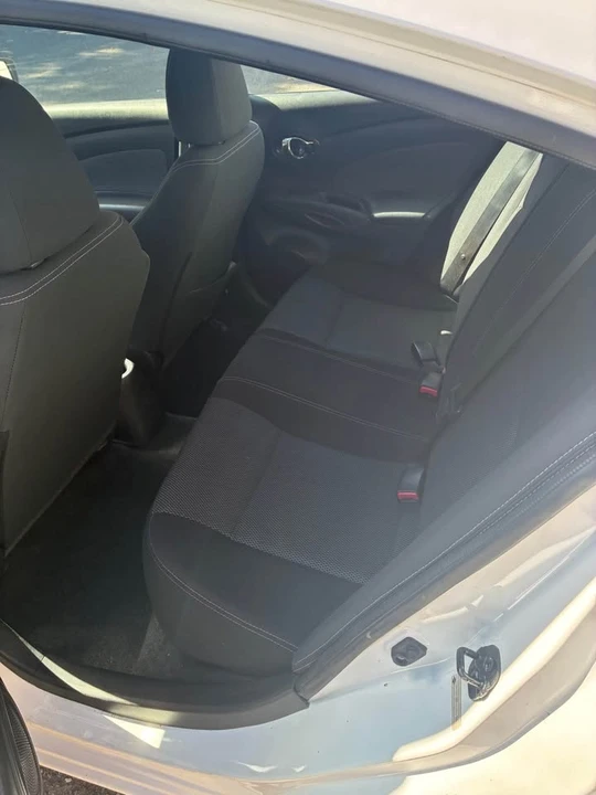 2016 Nissan Versa - Image 5 of 5
