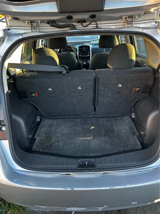 2016 Nissan Versa - Image 8 of 9