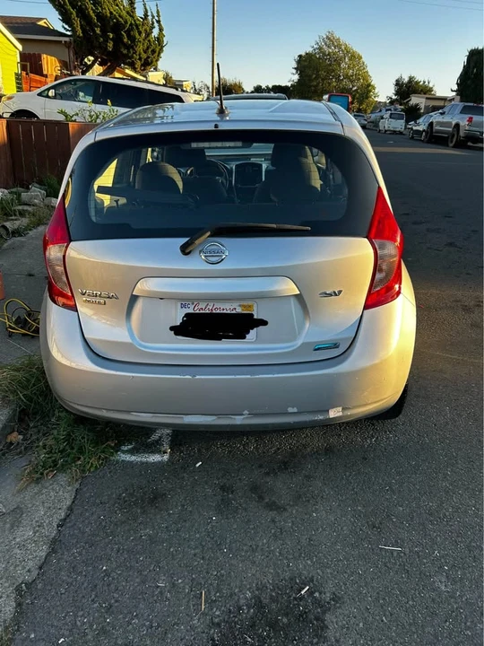 2016 Nissan Versa - Image 3 of 9