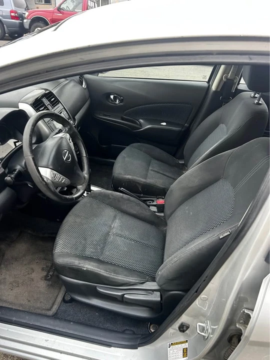 2016 Nissan Versa - Image 6 of 9