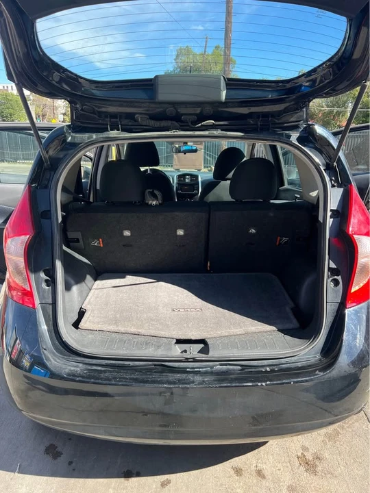 2016 Nissan Versa - Image 11 of 19